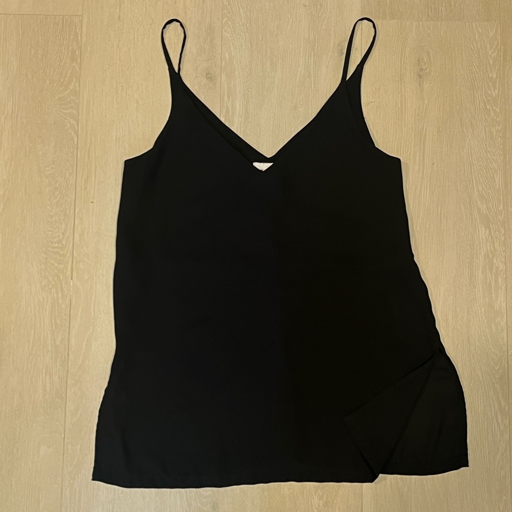 H&M black side slot tank
